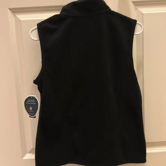 Brand new Karen Scott fleece vest SP - Picture 2 of 2